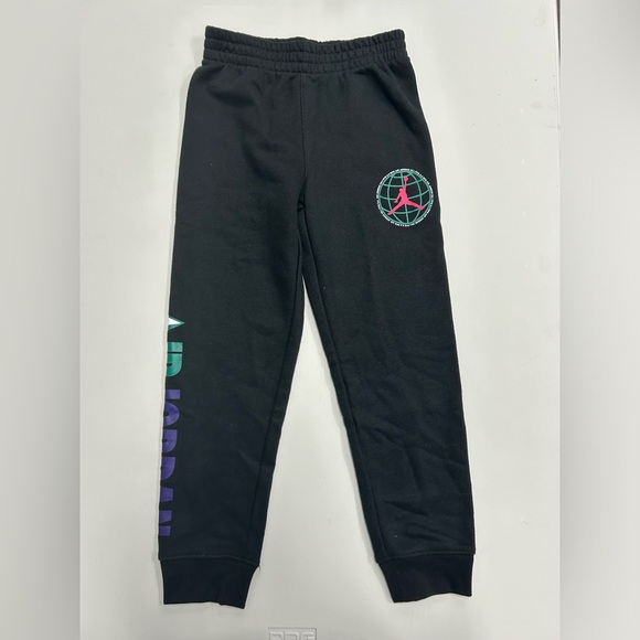 Nike 2 Piece Jordan Sweat Set - Picture 6 of 9